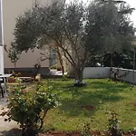 Apartmán Pantalon, Big Terrace And Free Parking *