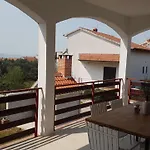 Apartmán Pantalon, Big Terrace And Free Parking *