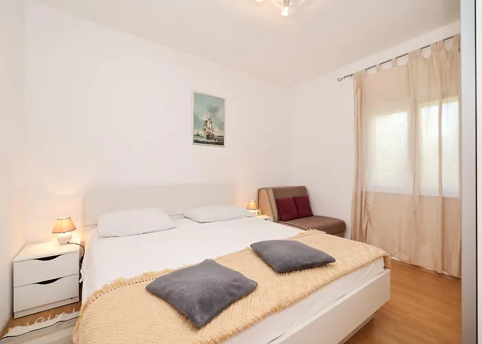 Pantalon, Big Terrace And Free Parking * Задар