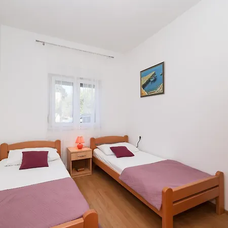 Pantalon, Big Terrace And Free Parking Apartment *