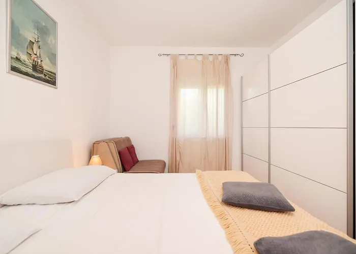 Pantalon, Big Terrace And Free Parking Lejlighed Zadar