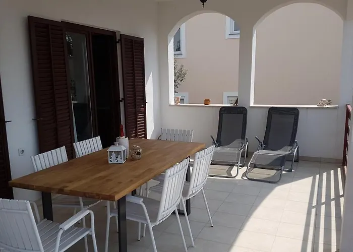 Pantalon, Big Terrace And Free Parking Lejlighed Zadar